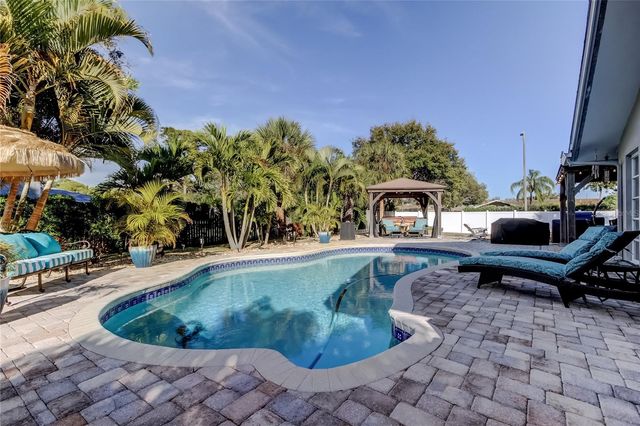 2686 CLUBHOUSE DRIVE S, Clearwater, FL 33761