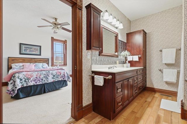 2048 HORSE CREEK Road, Sidney, IA 51652