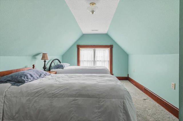 2048 HORSE CREEK Road, Sidney, IA 51652