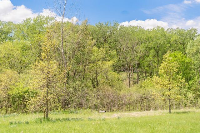 2048 HORSE CREEK Road, Sidney, IA 51652