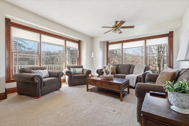 2048 HORSE CREEK Road, Sidney, IA 51652