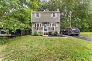93 Annawon Dr, Halifax, MA 02338
