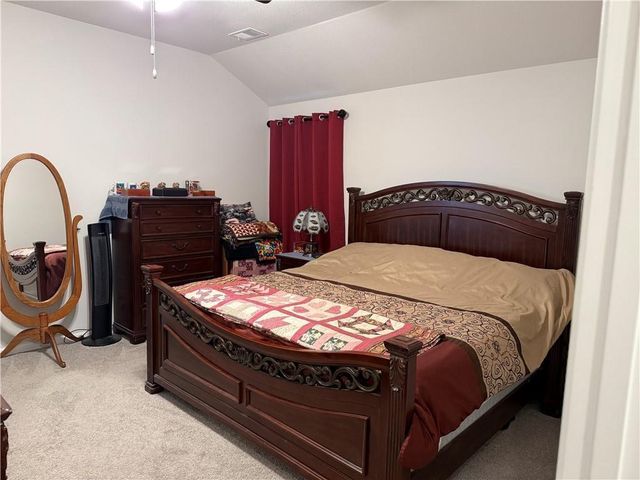 800 Bentley Drive, Belton, MO 64012