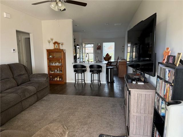 800 Bentley Drive, Belton, MO 64012