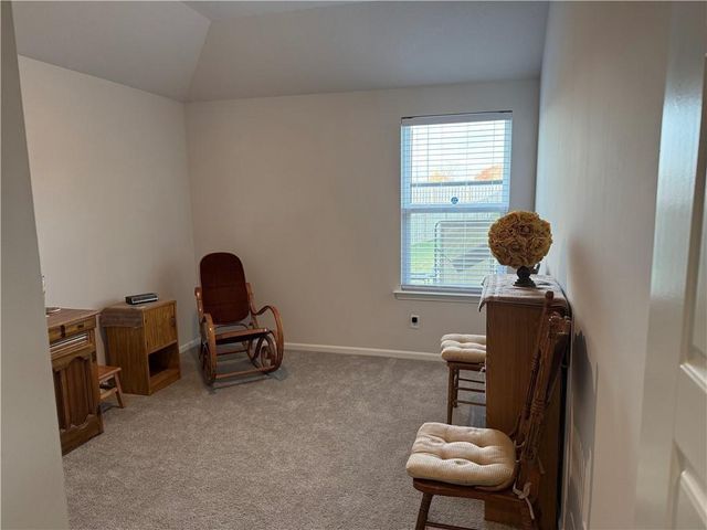 800 Bentley Drive, Belton, MO 64012