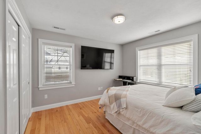 2 Boardwalk Dr 2, Andover, MA 01810