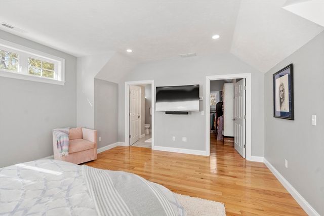 2 Boardwalk Dr 2, Andover, MA 01810