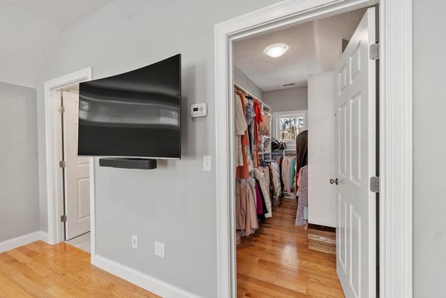 2 Boardwalk Dr 2, Andover, MA 01810