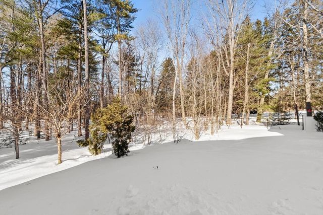 2 Boardwalk Dr 2, Andover, MA 01810