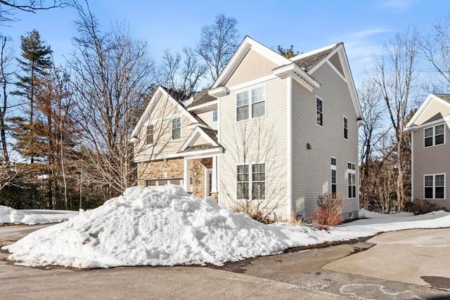 2 Boardwalk Dr 2, Andover, MA 01810