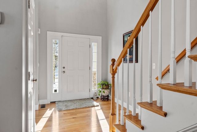 2 Boardwalk Dr 2, Andover, MA 01810