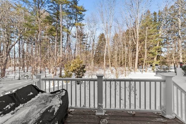 2 Boardwalk Dr 2, Andover, MA 01810