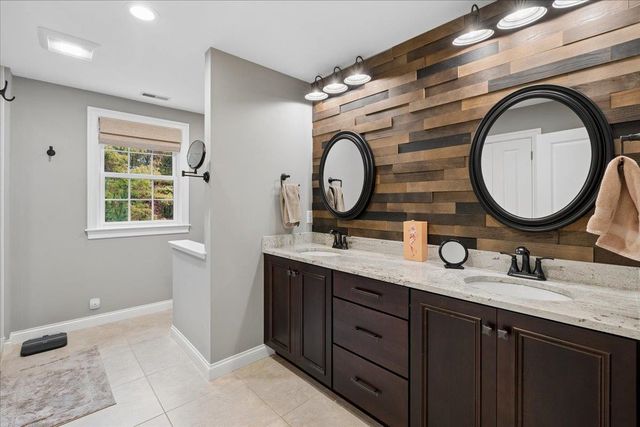 31 Samuel Drive, Concord, NH 03301