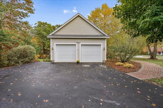 31 Samuel Drive, Concord, NH 03301