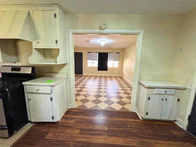 7022 Merriwood Lane, Houston, TX 77076