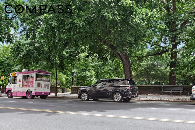 325 Central Park W Apt 1S, New York City, NY 10025