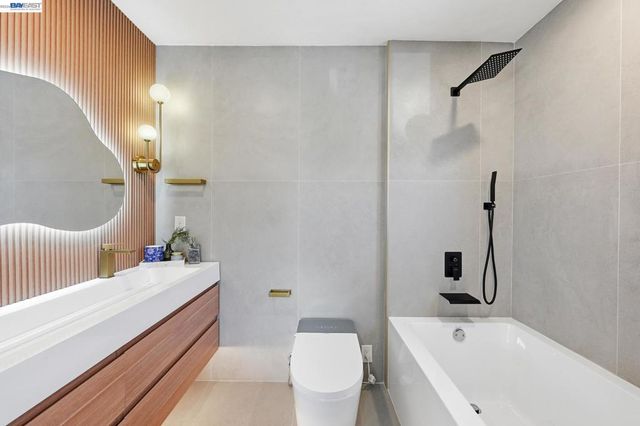 3277 Sterling Ave, Alameda, CA 94501