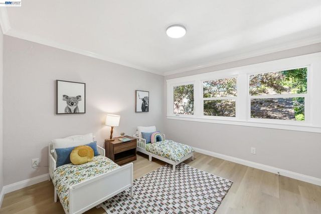 3277 Sterling Ave, Alameda, CA 94501