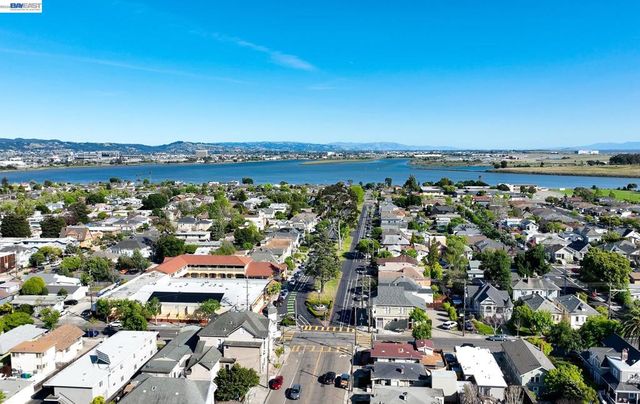 3277 Sterling Ave, Alameda, CA 94501