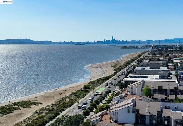 3277 Sterling Ave, Alameda, CA 94501