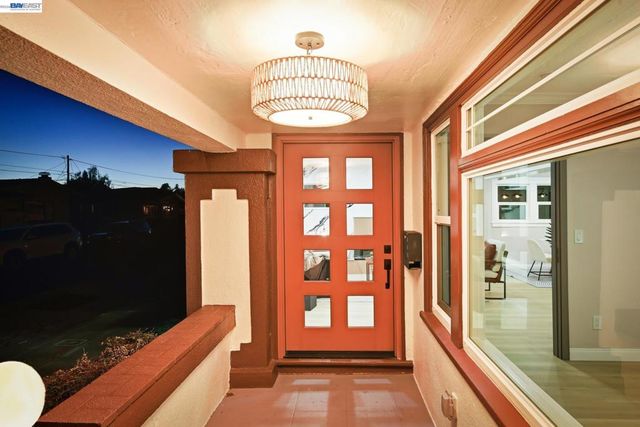 3277 Sterling Ave, Alameda, CA 94501