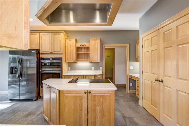 5720 Wild Rose Lane, Eau Claire, WI 54701