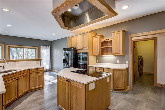 5720 Wild Rose Lane, Eau Claire, WI 54701