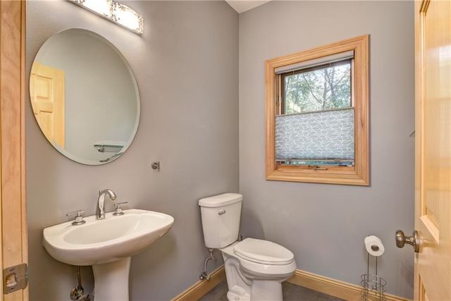 5720 Wild Rose Lane, Eau Claire, WI 54701