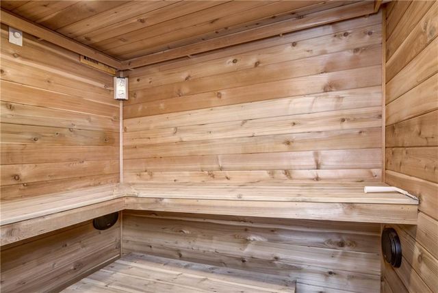 5720 Wild Rose Lane, Eau Claire, WI 54701