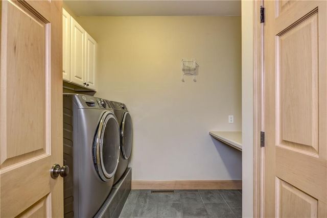 5720 Wild Rose Lane, Eau Claire, WI 54701