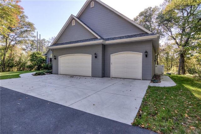 5720 Wild Rose Lane, Eau Claire, WI 54701