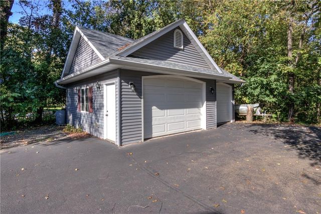 5720 Wild Rose Lane, Eau Claire, WI 54701