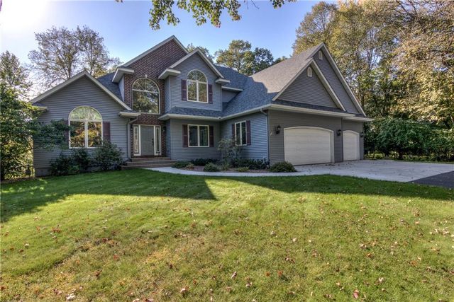 5720 Wild Rose Lane, Eau Claire, WI 54701