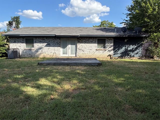 3241 Little River Drive, Dallas, TX 75241