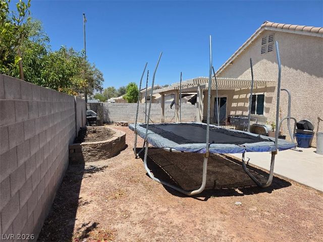 3609 North Arkwright Falls Avenue, North Las Vegas, NV 89032