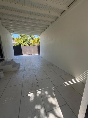1703 SW 16th Ter, Miami, FL 33145