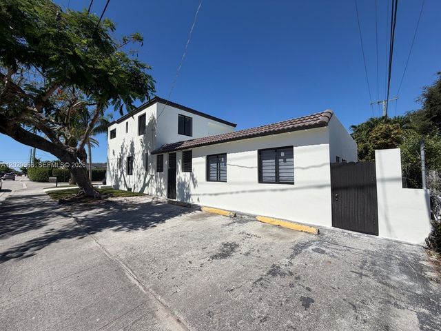 1703 SW 16th Ter, Miami, FL 33145