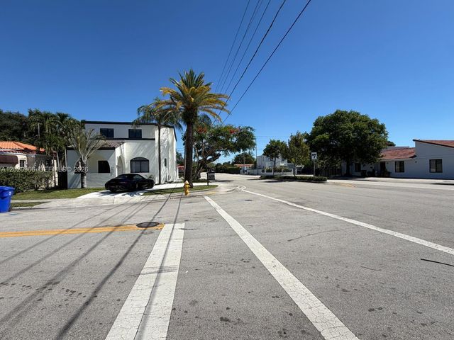 1703 SW 16th Ter, Miami, FL 33145