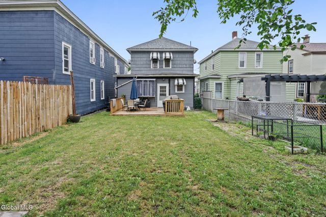 215 6th Avenue, Watervliet, NY 12189