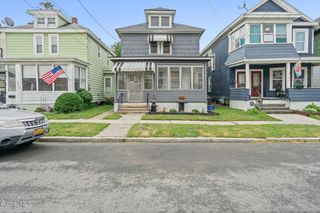 215 6th Avenue, Watervliet, NY 12189
