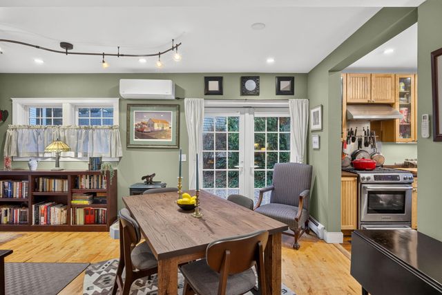 10 Snows Lane Unit 1B, Provincetown, MA 02657