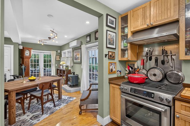 10 Snows Lane Unit 1B, Provincetown, MA 02657