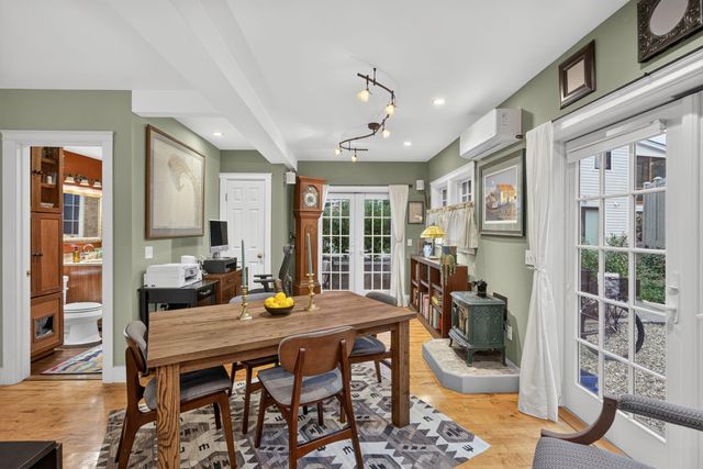 10 Snows Lane Unit 1B, Provincetown, MA 02657