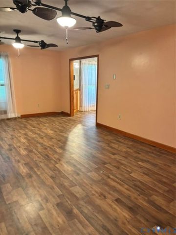 13900 Teakwood Ct, Disputanta, VA 23842