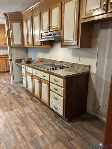 13900 Teakwood Ct, Disputanta, VA 23842