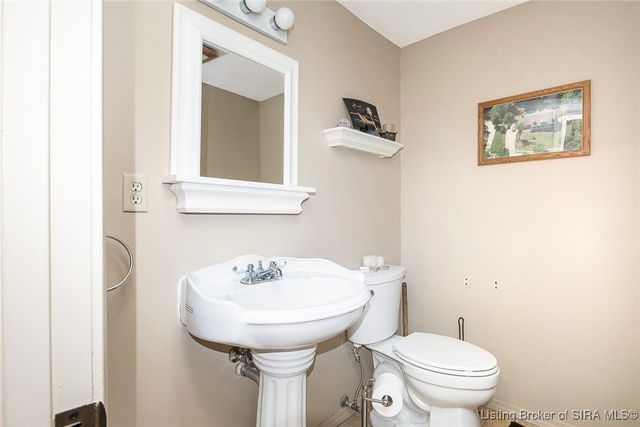 6020 Forestbrook Road, Lanesville, IN 47136