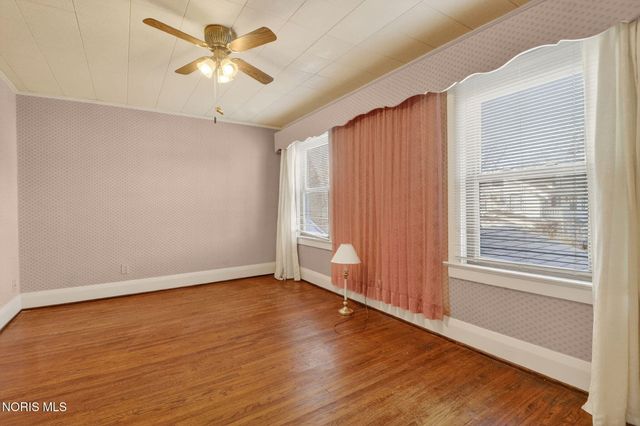 3938 Berkeley Drive, Toledo, OH 43612