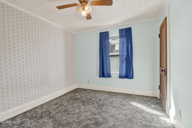 3938 Berkeley Drive, Toledo, OH 43612