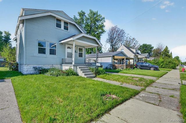 453 Manatee Avenue, Hazel Park, MI 48030
