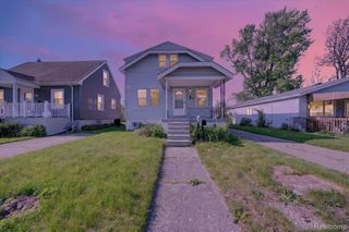 453 Manatee Avenue, Hazel Park, MI 48030